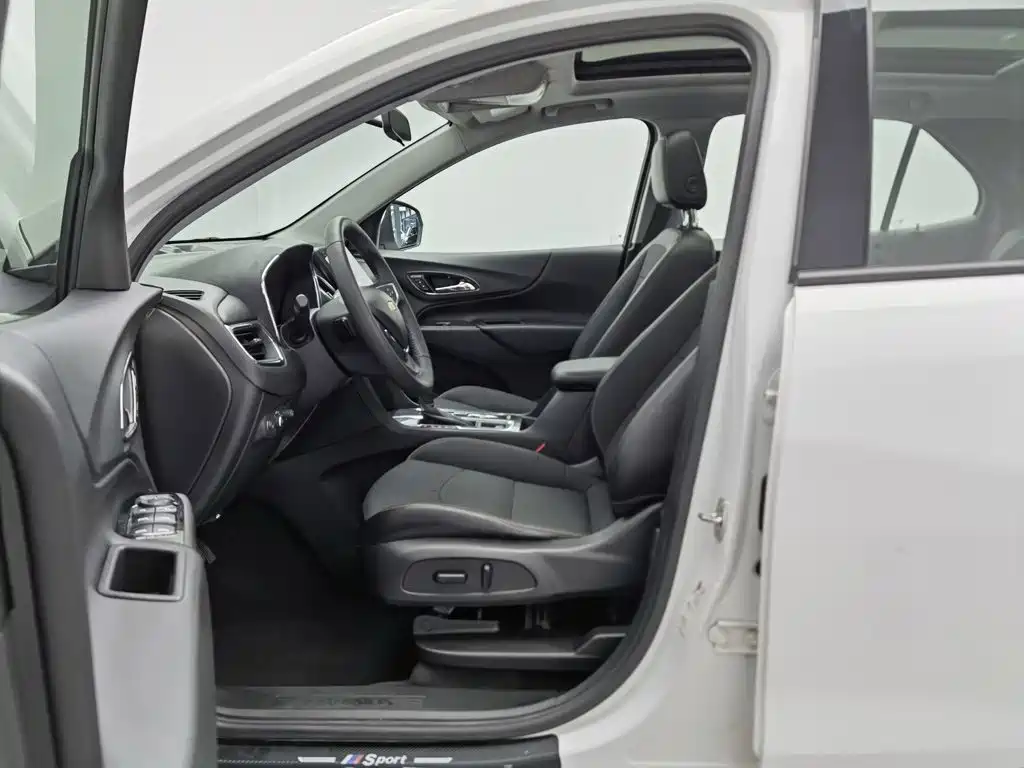 Chevrolet Equinox — фото 10