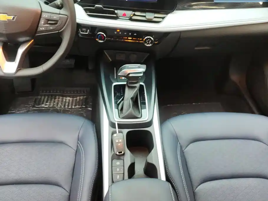 Chevrolet Monza — фото 16