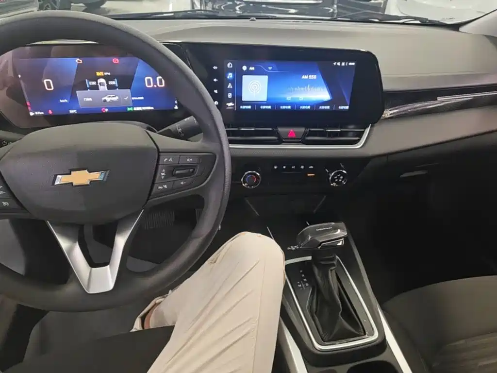 Chevrolet Monza — фото 10