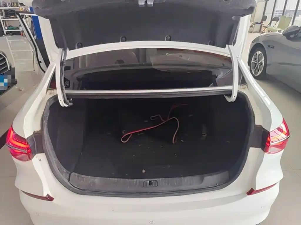 Chevrolet Monza — фото 19