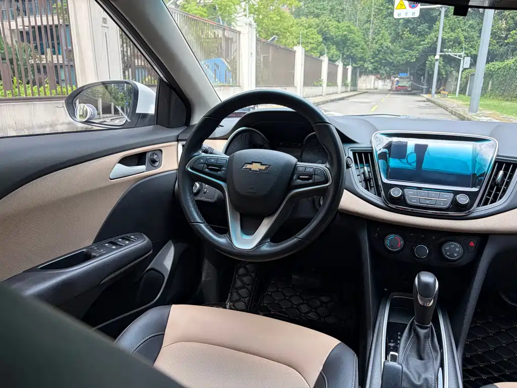 Chevrolet Monza — фото 19