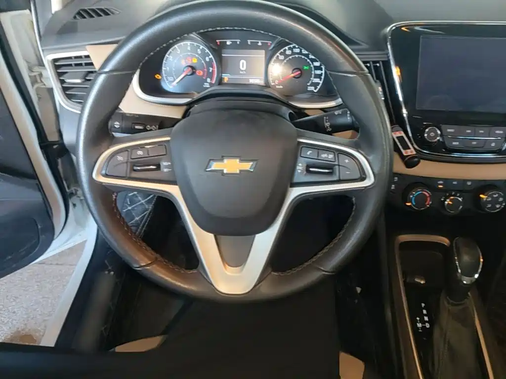 Chevrolet Monza — фото 11