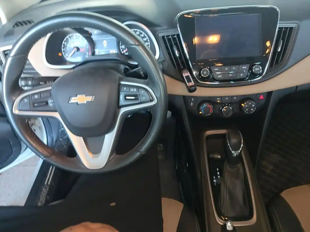 Chevrolet Monza — фото 10