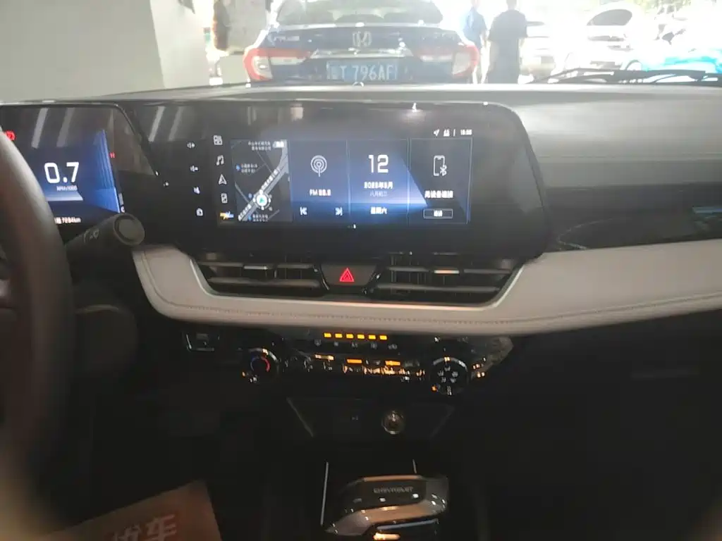 Chevrolet Monza — фото 13