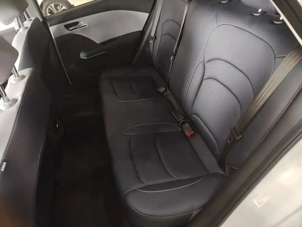 Chevrolet Monza — фото 17