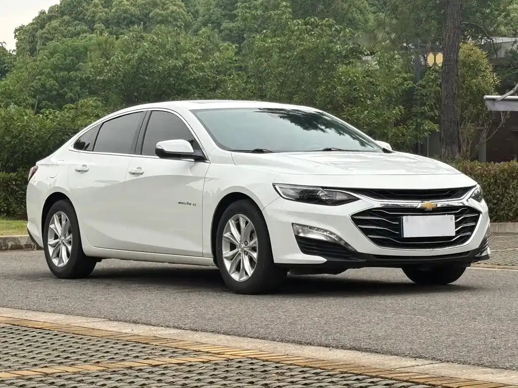 Chevrolet Malibu XL — фото 3