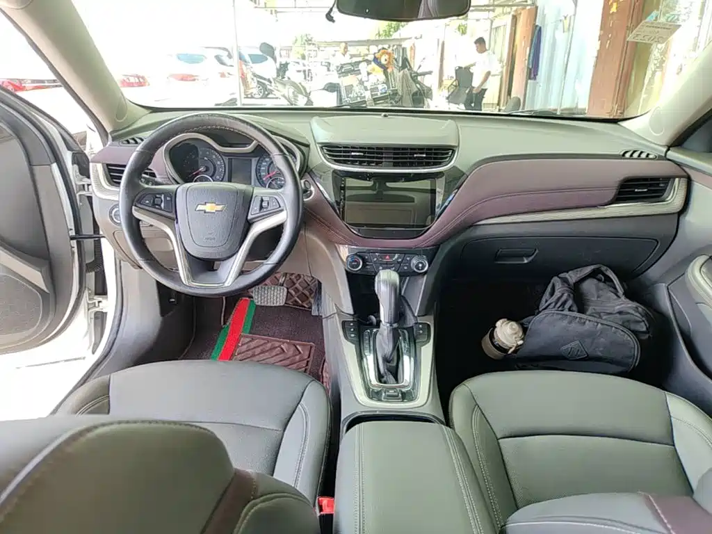 Chevrolet Malibu — фото 10