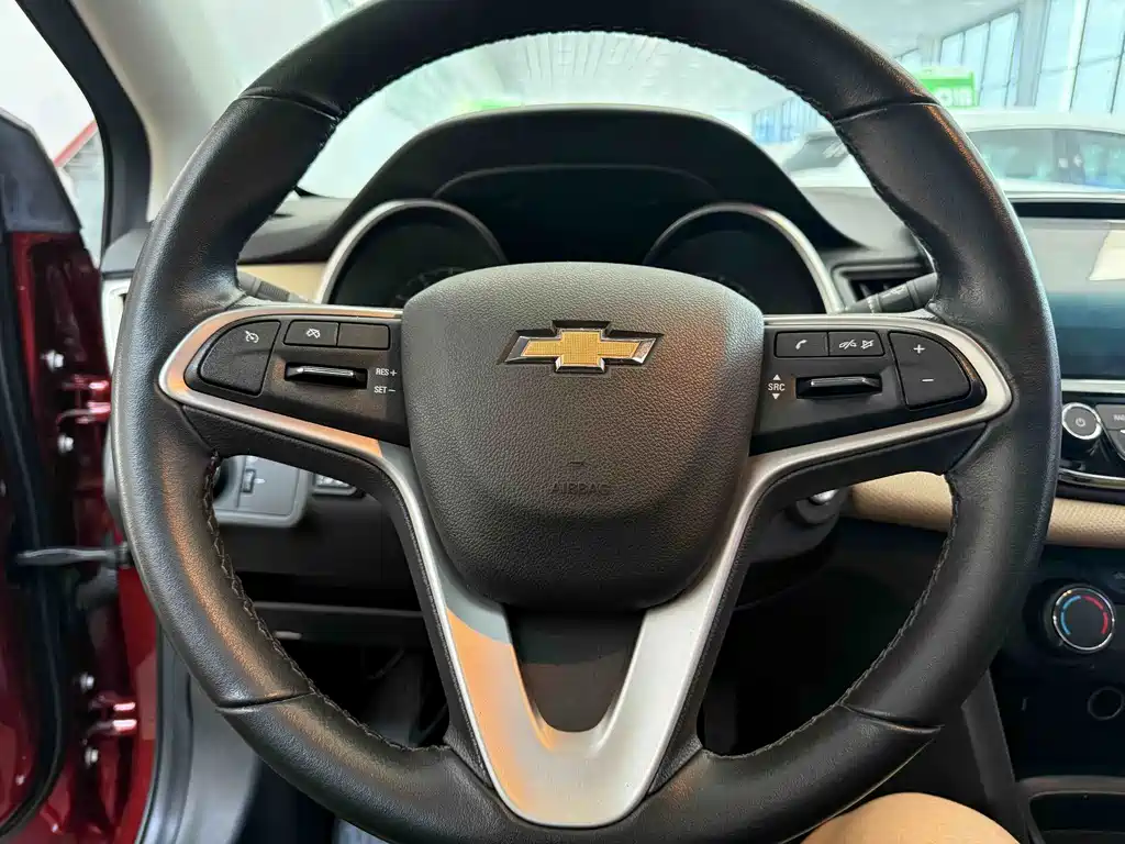Chevrolet Monza — фото 14