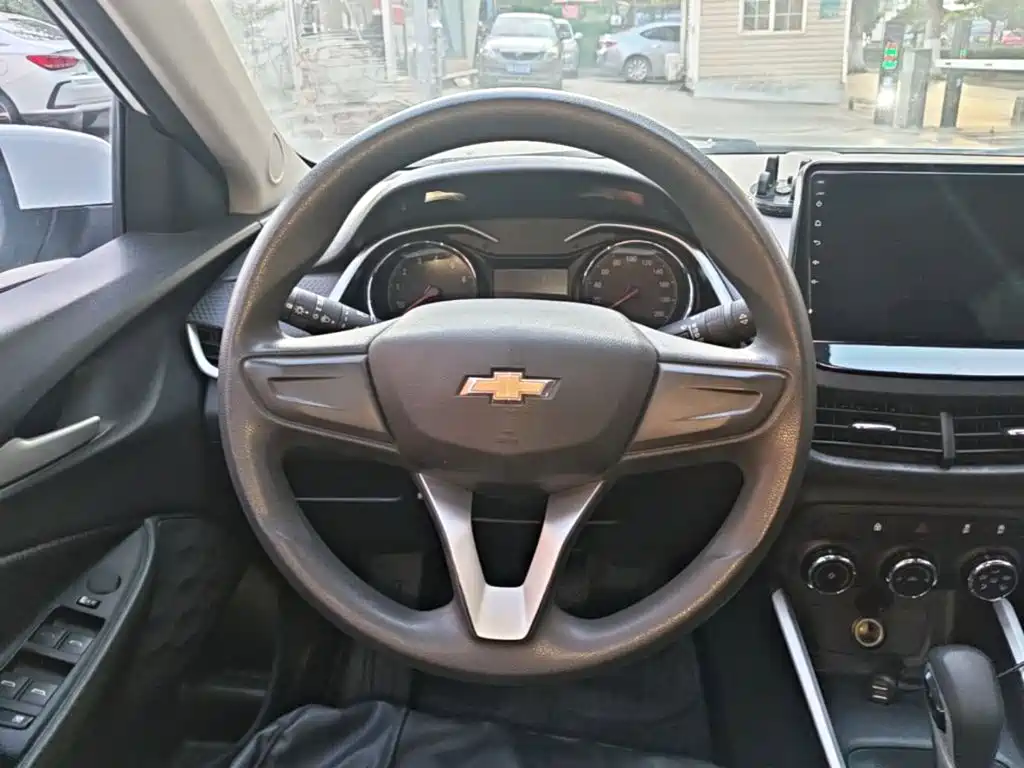 Chevrolet Cavalier — фото 11