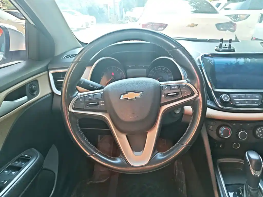 Chevrolet Monza — фото 11