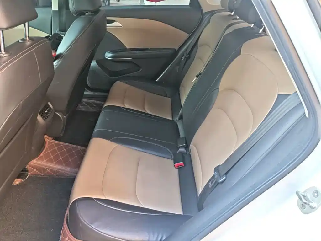Chevrolet Monza — фото 17
