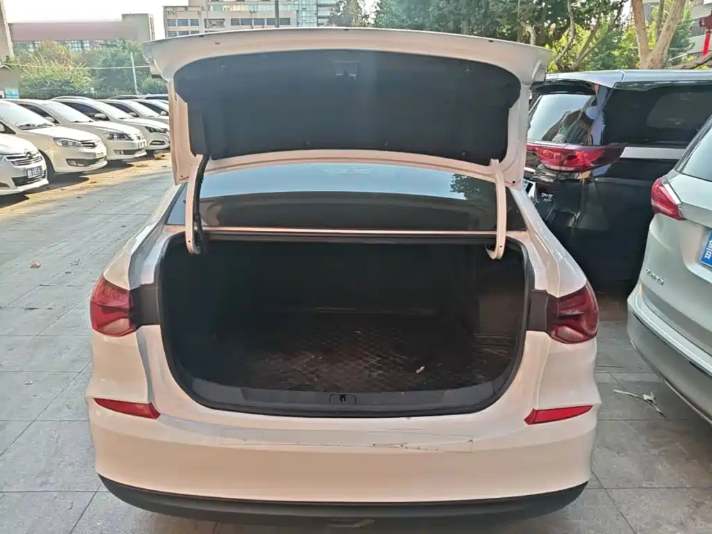 Chevrolet Monza — фото 19