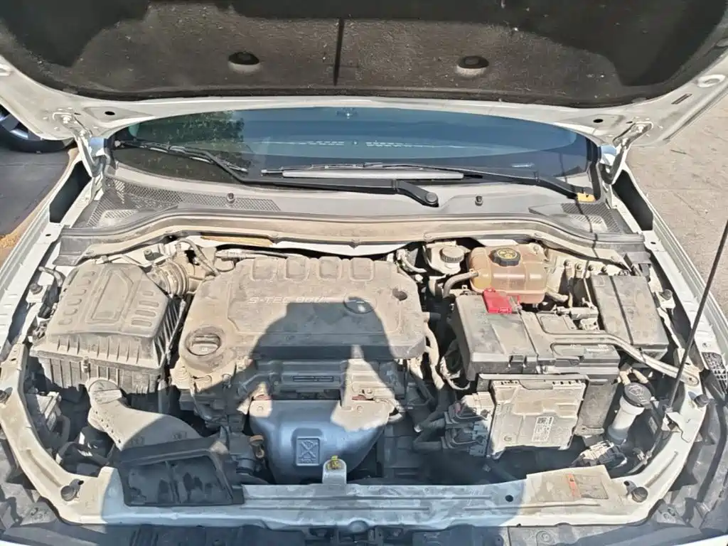 Chevrolet Monza — фото 20