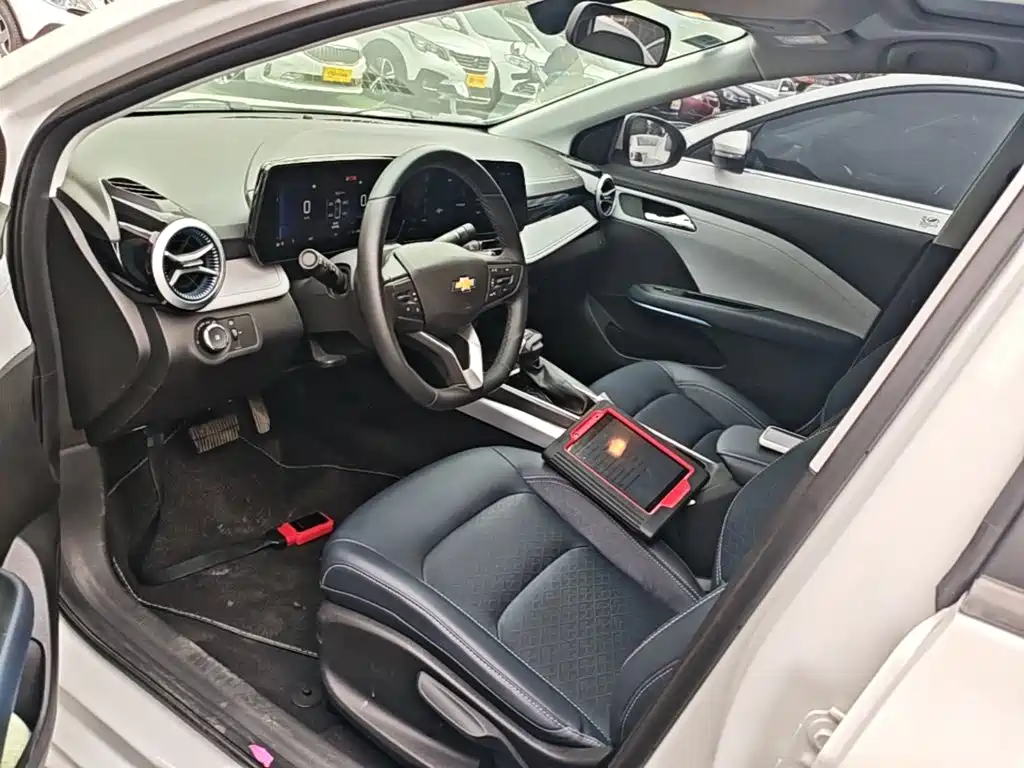 Chevrolet Monza — фото 15