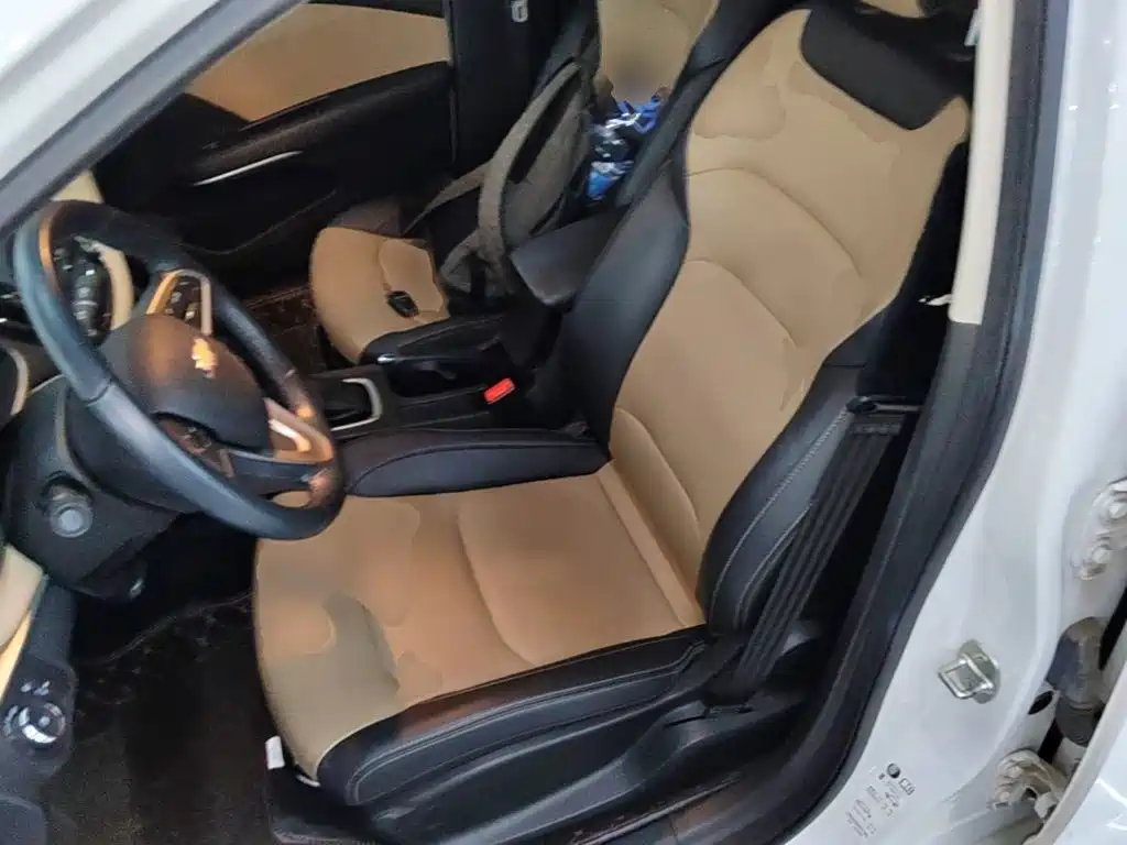 Chevrolet Monza — фото 15