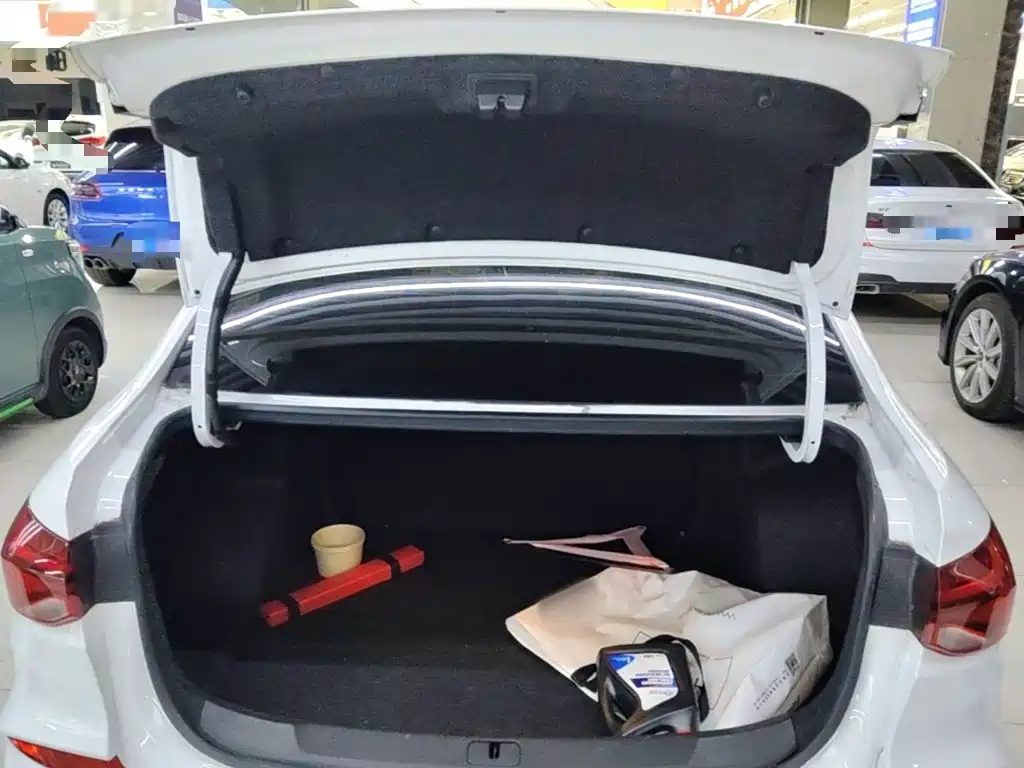 Chevrolet Monza — фото 19