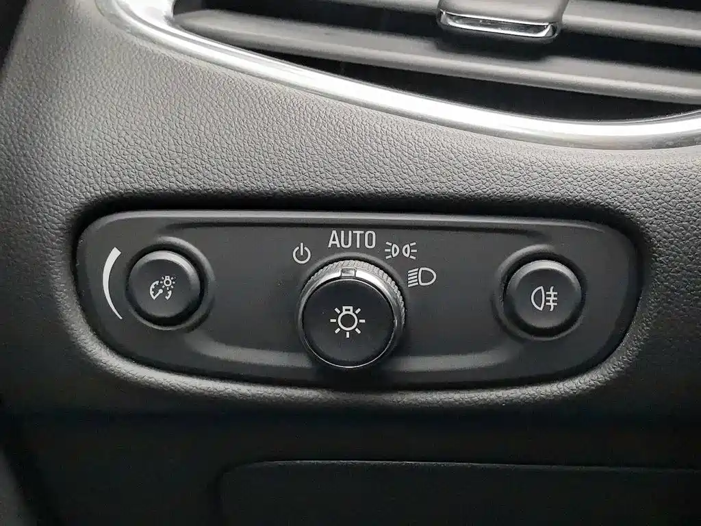 Chevrolet Malibu XL — фото 21