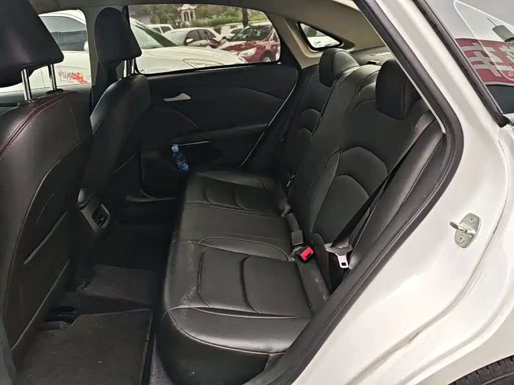 Chevrolet Monza — фото 17