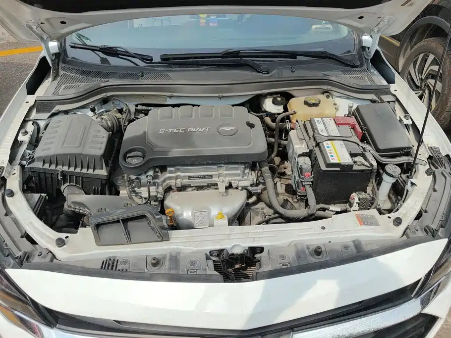 Chevrolet Monza — фото 10