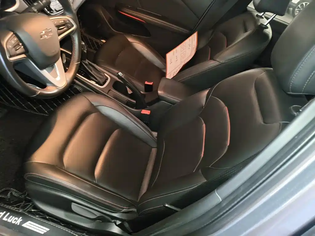 Chevrolet Monza — фото 15