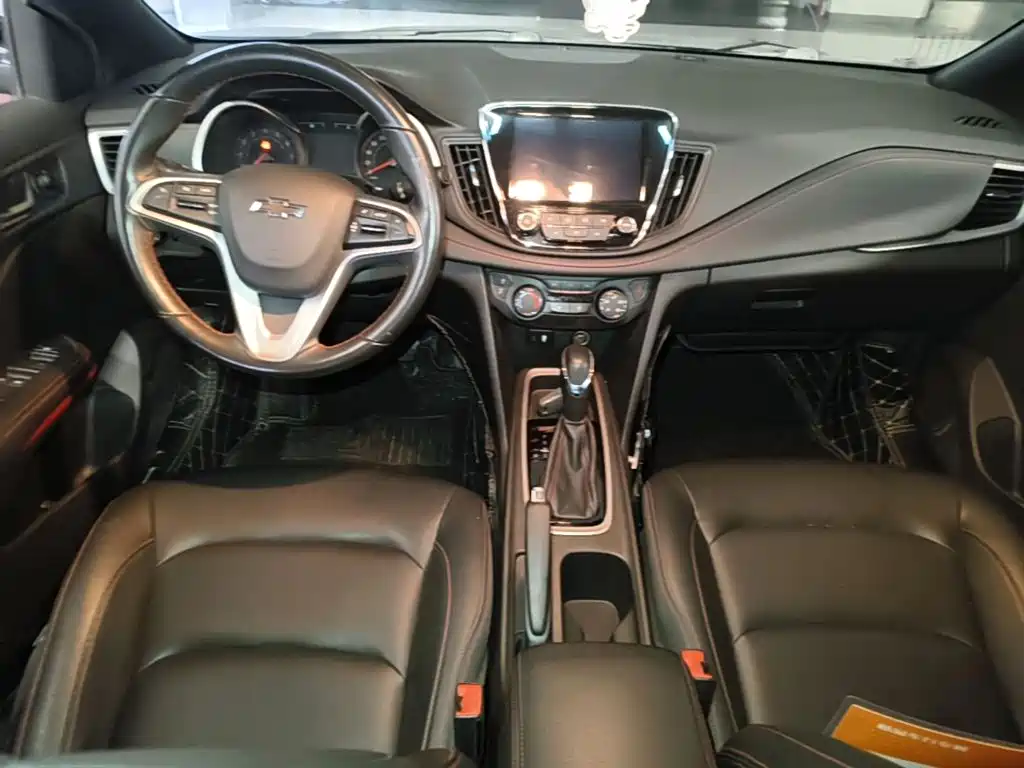 Chevrolet Monza — фото 10