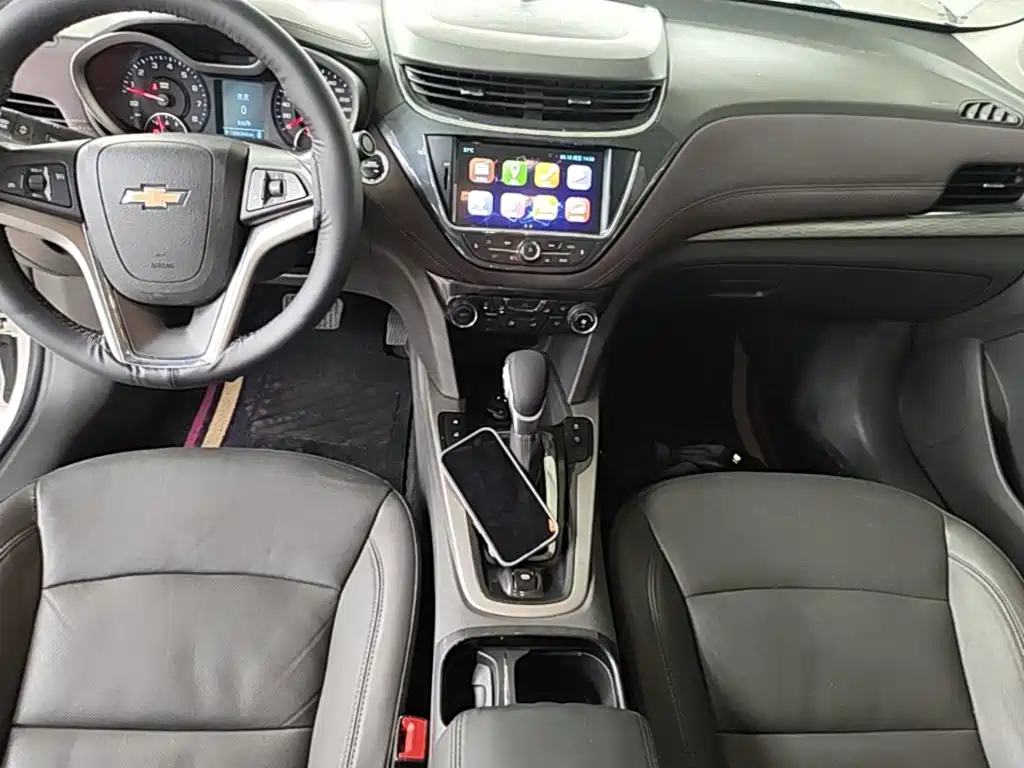 Chevrolet Malibu — фото 13