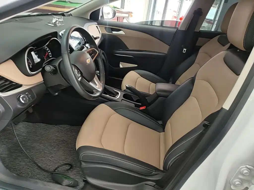Chevrolet Monza — фото 15