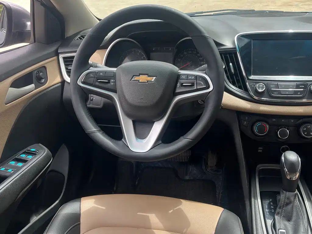 Chevrolet Monza — фото 11