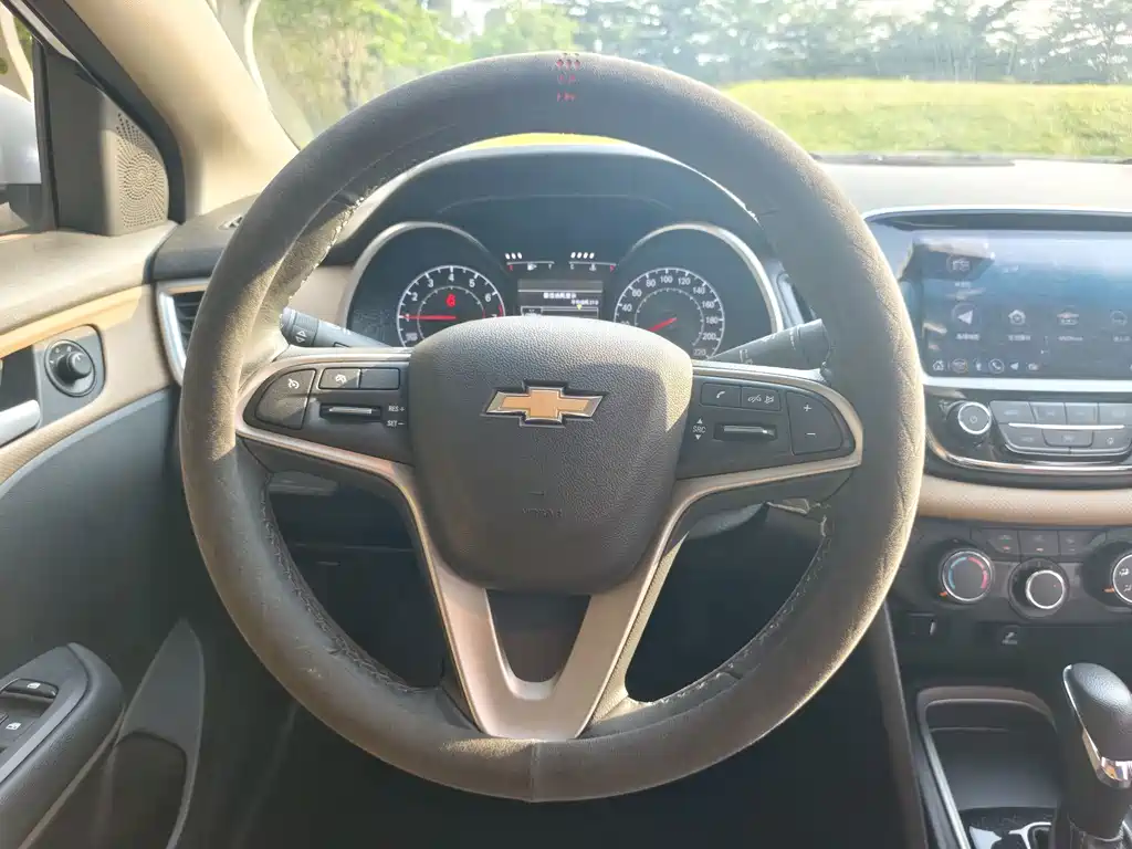 Chevrolet Monza — фото 16