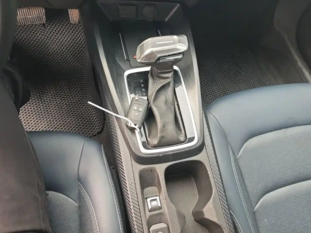 Chevrolet Monza — фото 14
