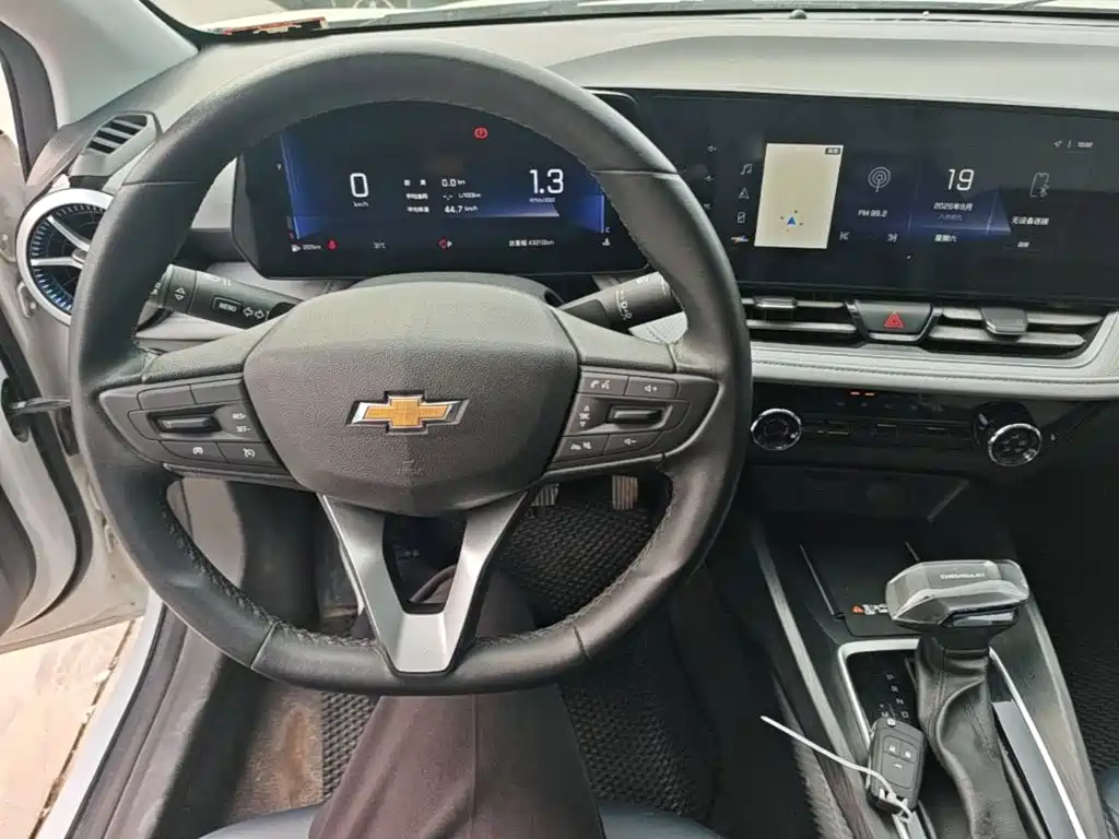 Chevrolet Monza — фото 10