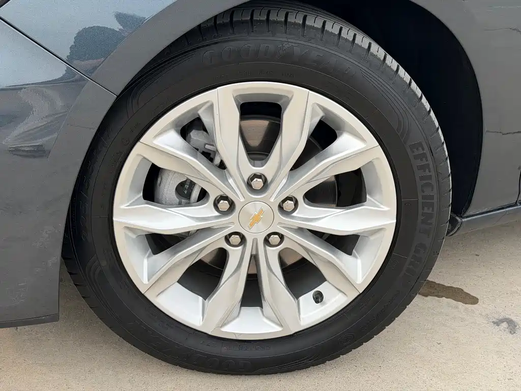 Chevrolet Malibu XL — фото 19