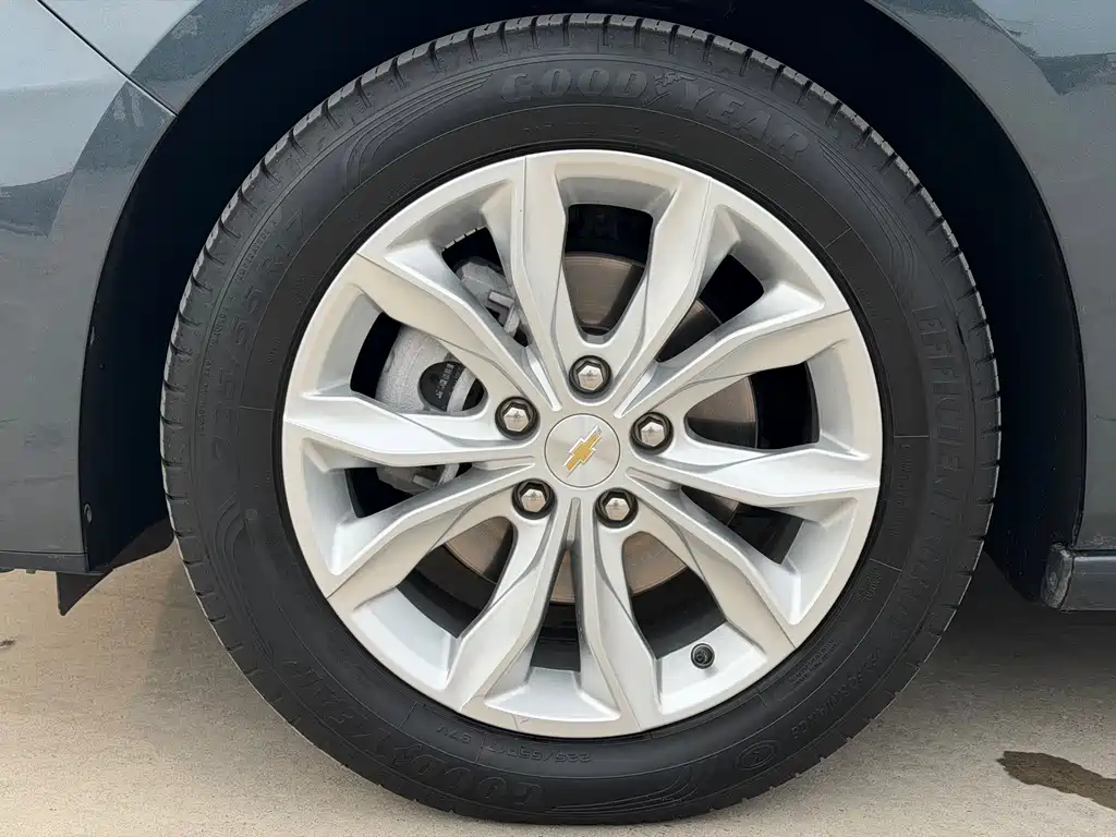 Chevrolet Malibu XL — фото 20