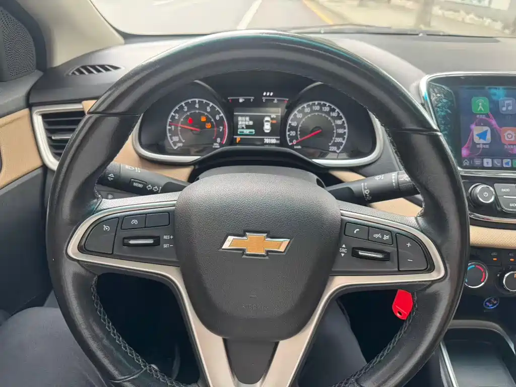Chevrolet Monza — фото 14