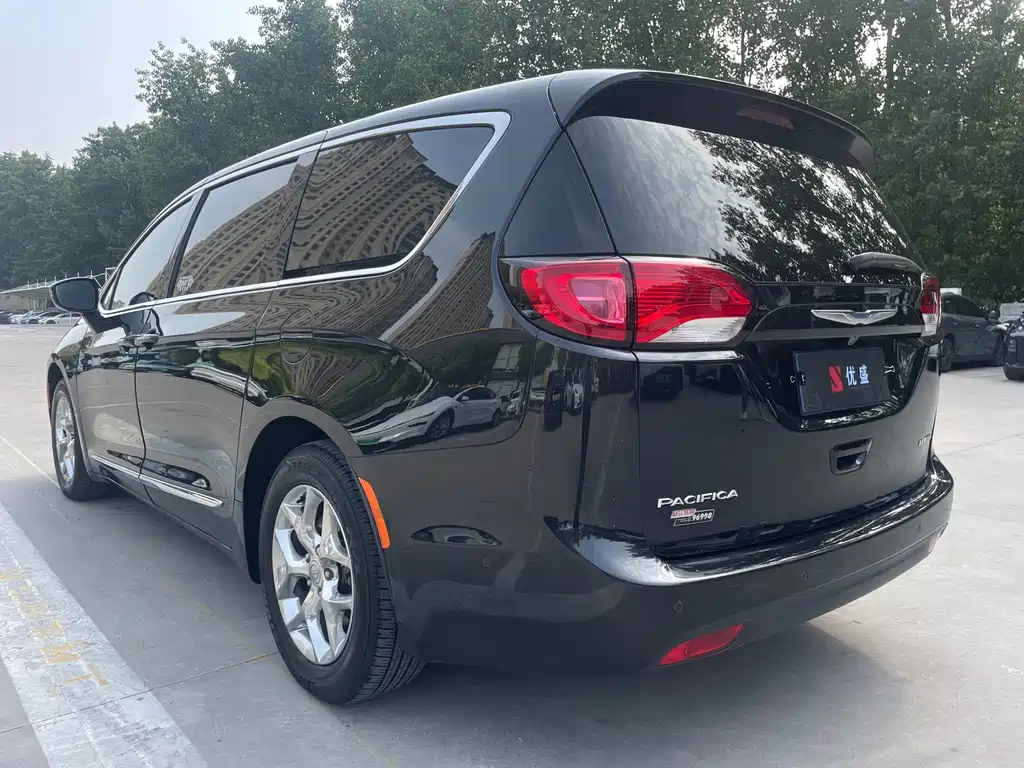 Chrysler Grand Voyager (Import) — фото 10