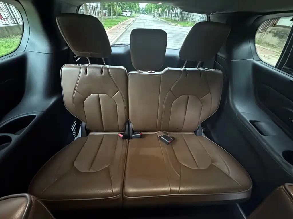 Chrysler Grand Voyager (Import) — фото 24