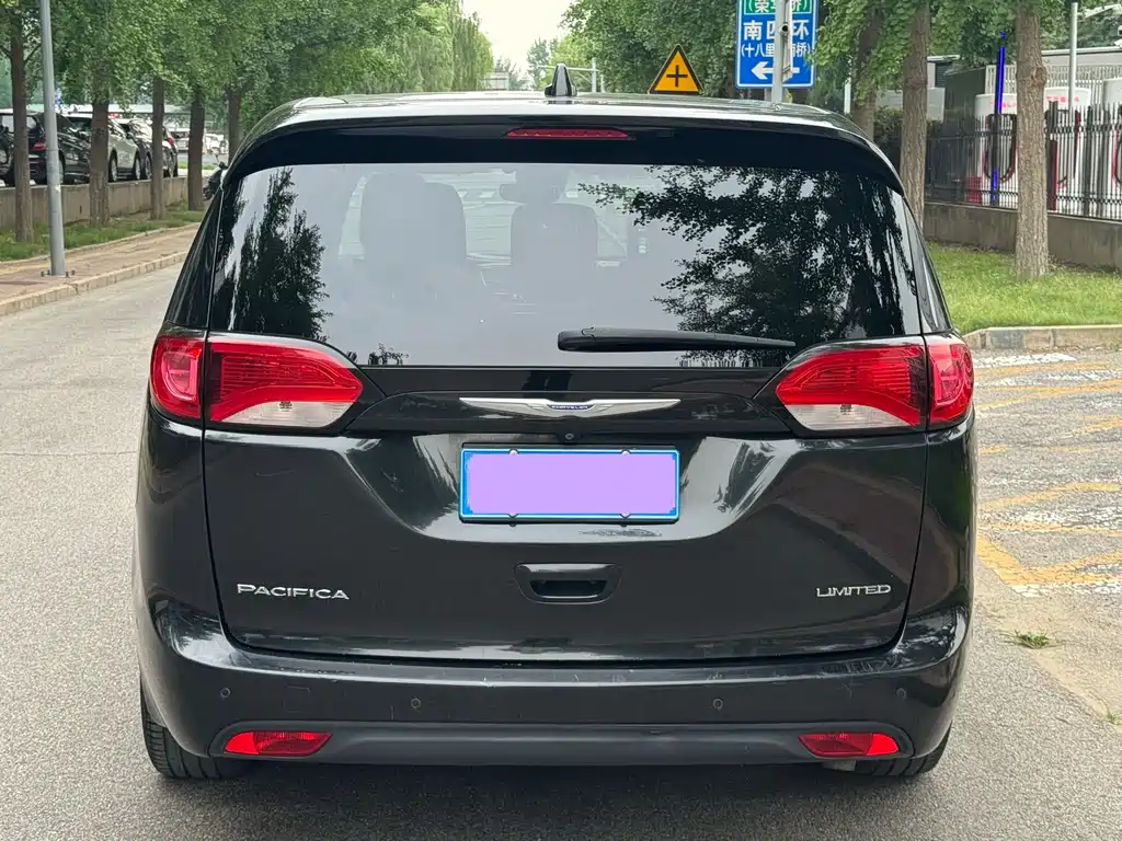 Chrysler Grand Voyager (Import) — фото 5