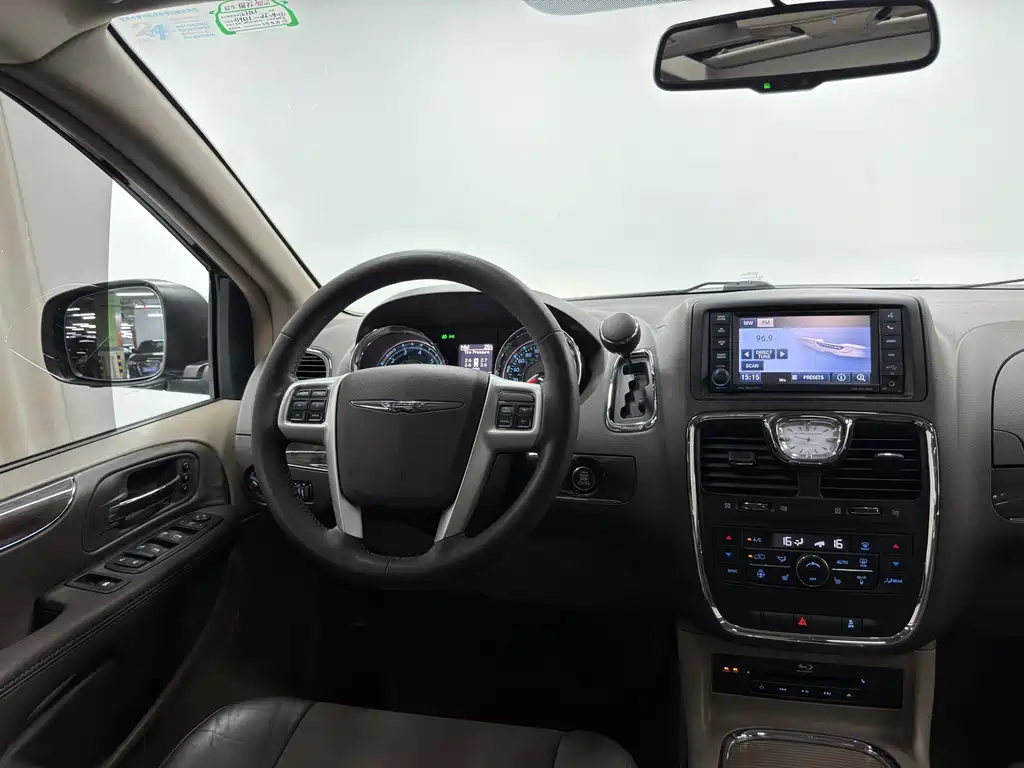 Chrysler Grand Voyager (Import) — фото 14
