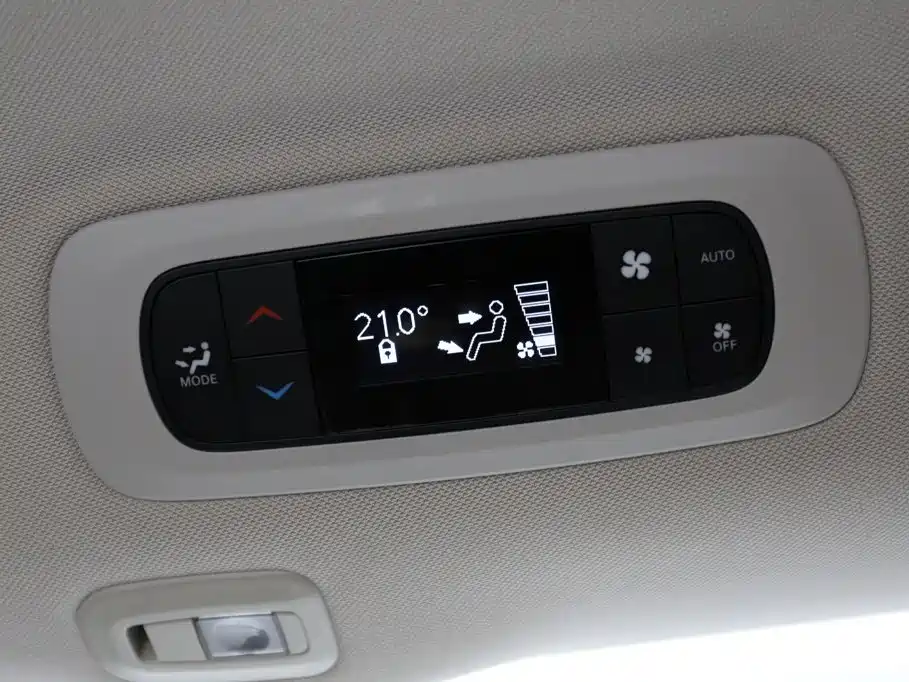 Chrysler Grand Voyager (Import) — фото 16