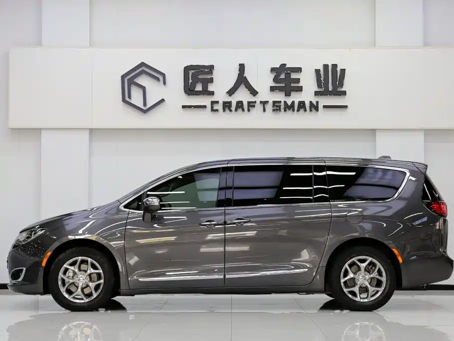 Chrysler Grand Voyager (Import) — фото 4