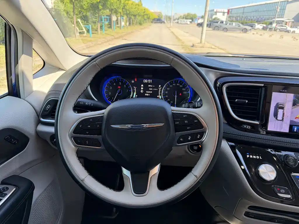 Chrysler Grand Voyager (Import) — фото 11
