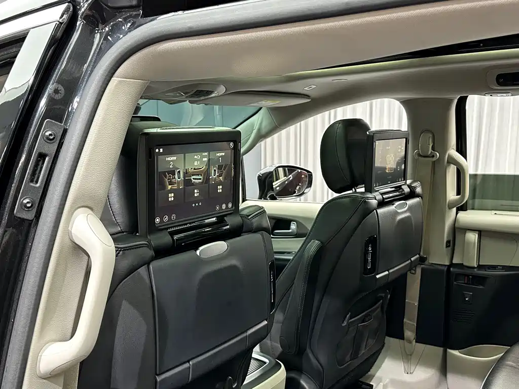Chrysler Grand Voyager (Import) — фото 15
