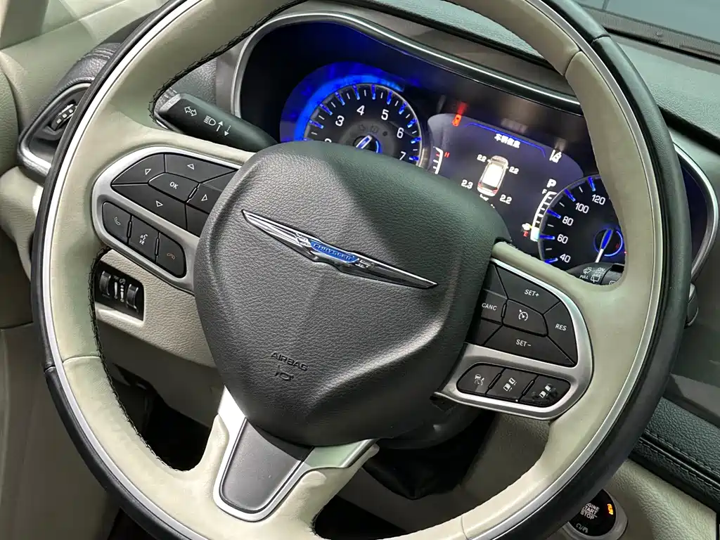 Chrysler Grand Voyager (Import) — фото 18