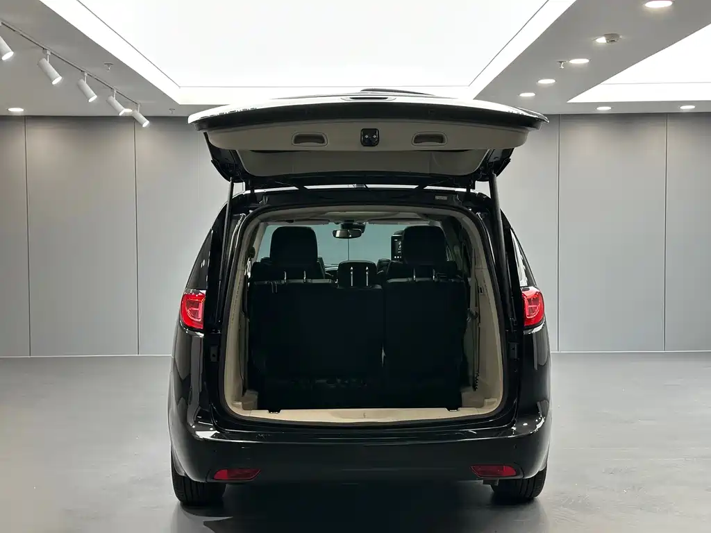 Chrysler Grand Voyager (Import) — фото 32