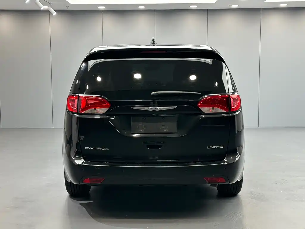 Chrysler Grand Voyager (Import) — фото 5