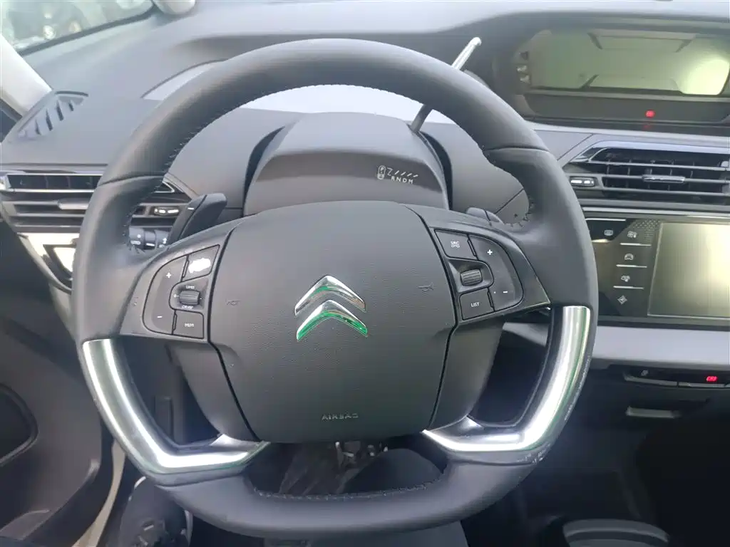 Citroen C4 Picasso — фото 3