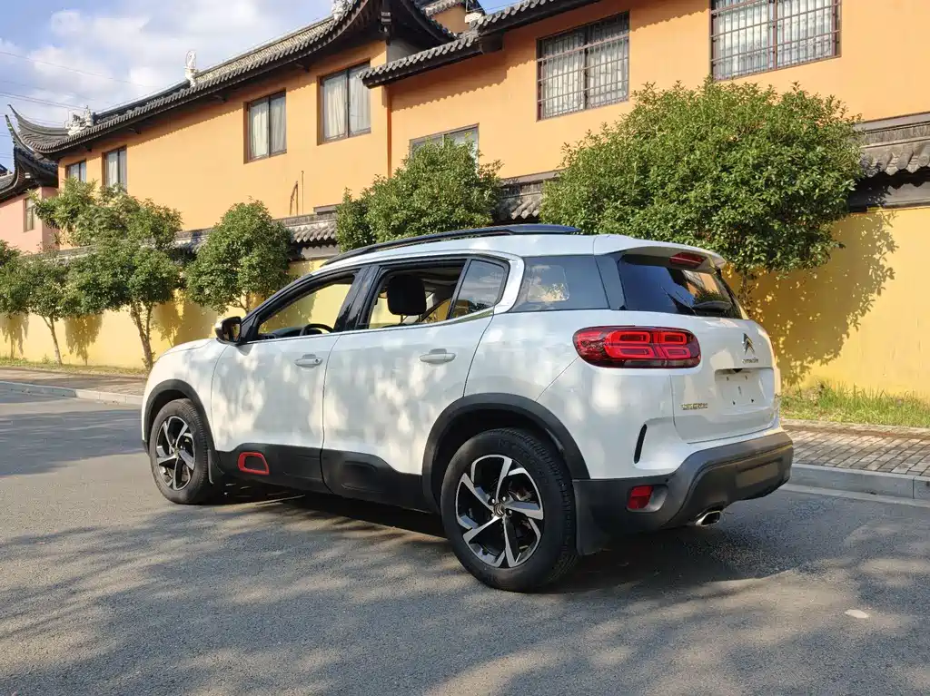 Citroen C5 AIRCROSS — фото 7