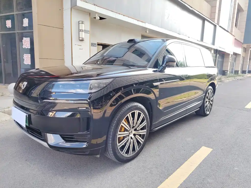 Denza Denza N9