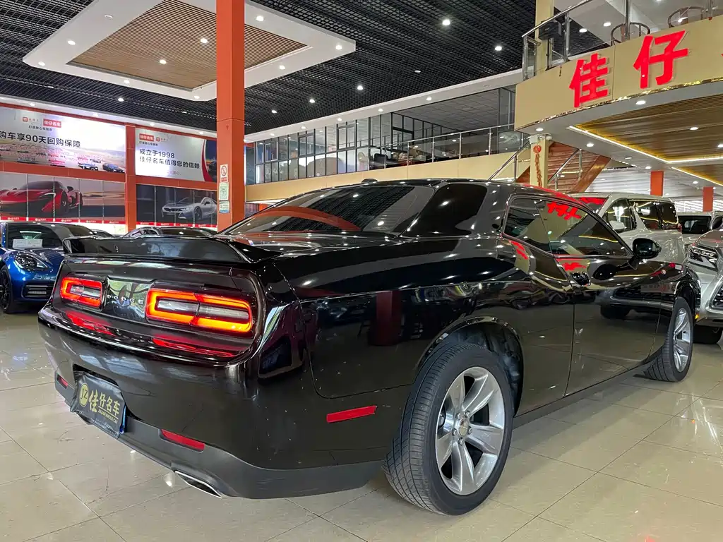 Dodge  — фото 4