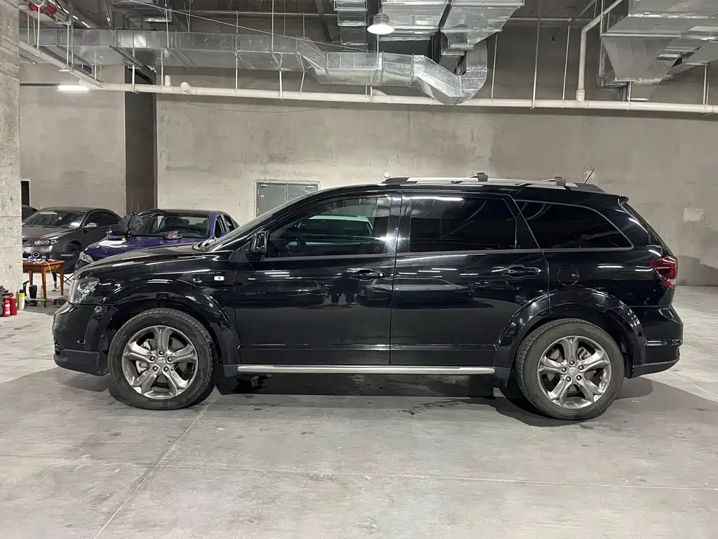 Dodge Journey — фото 4
